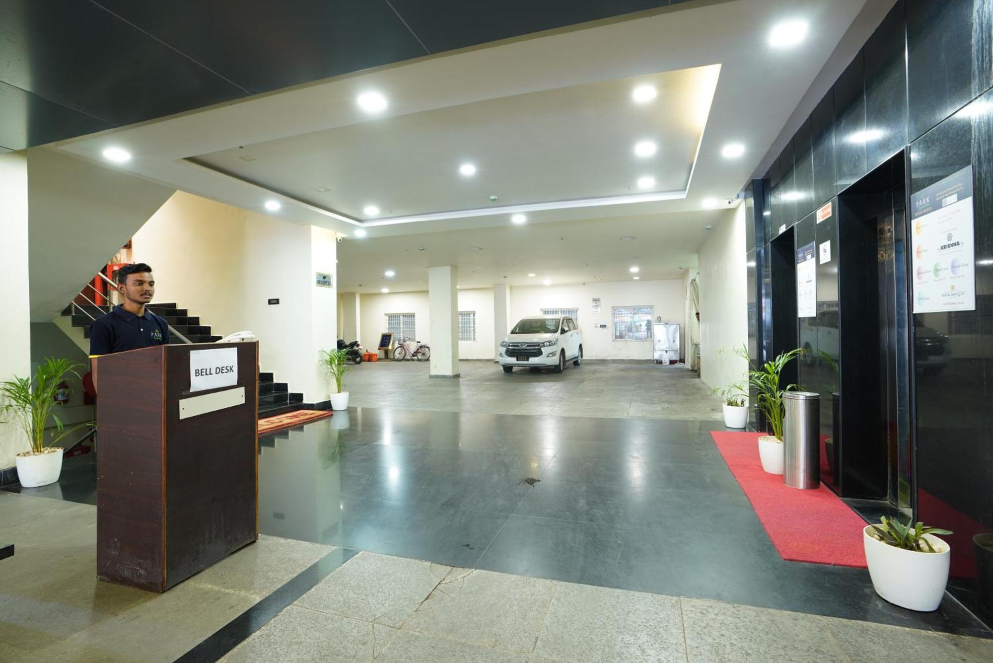 Park Signature Hotels - Royal Benza Vijayawada Exterior photo